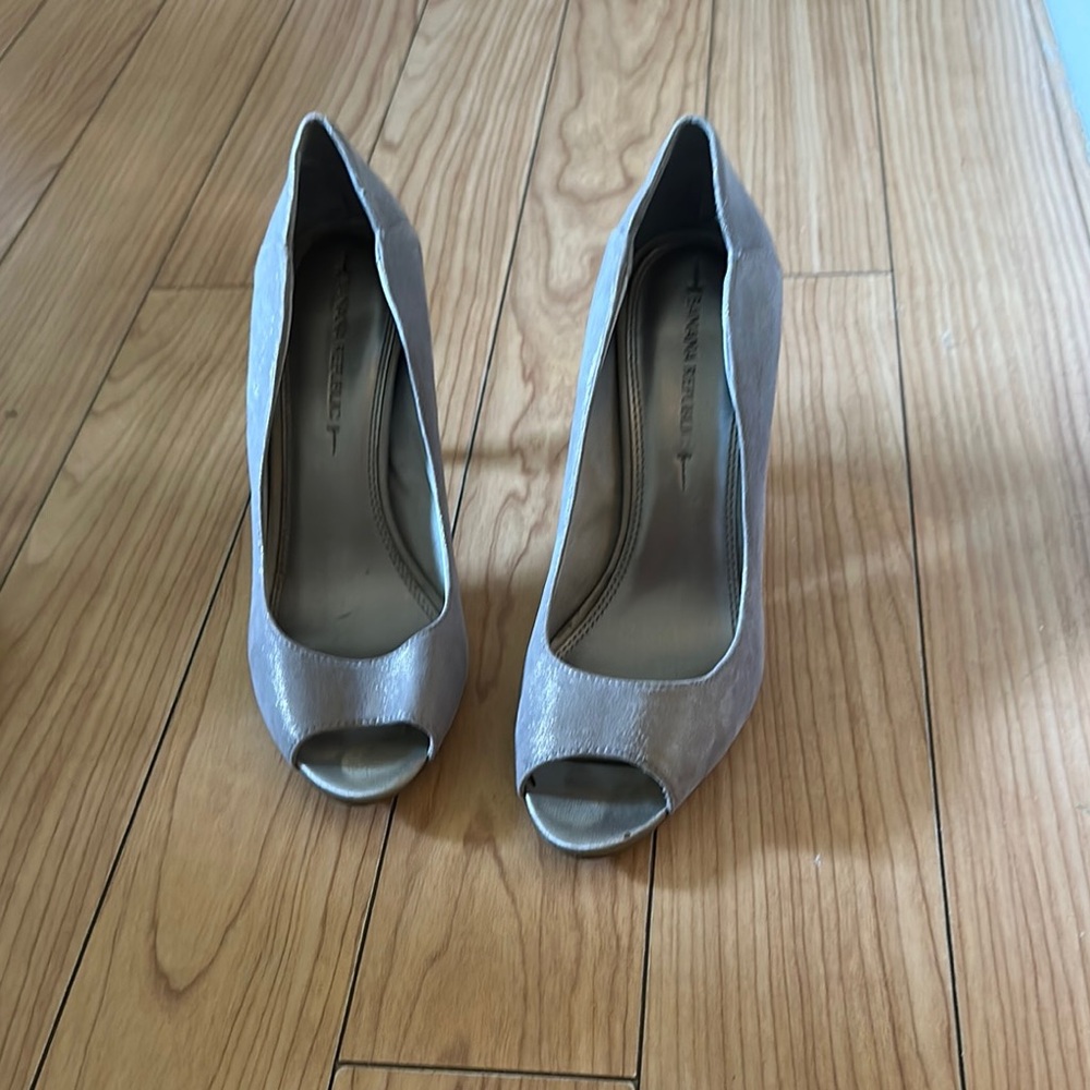 Nine West Women's Silver Peep Toe Heels